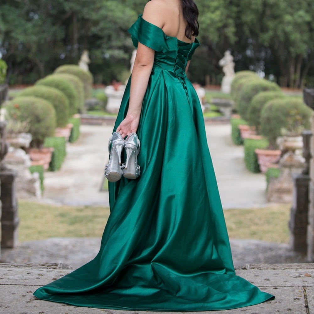 Elegant Green Dress